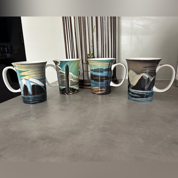GROUP OF 7 FINE BONE CHINA mugs. - Picture 2 of 2